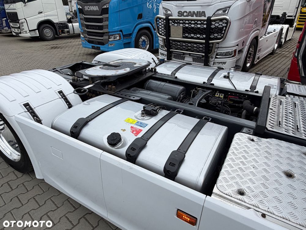 Scania 580S scania z Niemiec v8 mega low deck idealny stan 2021 pełna opcja bez egr - 25