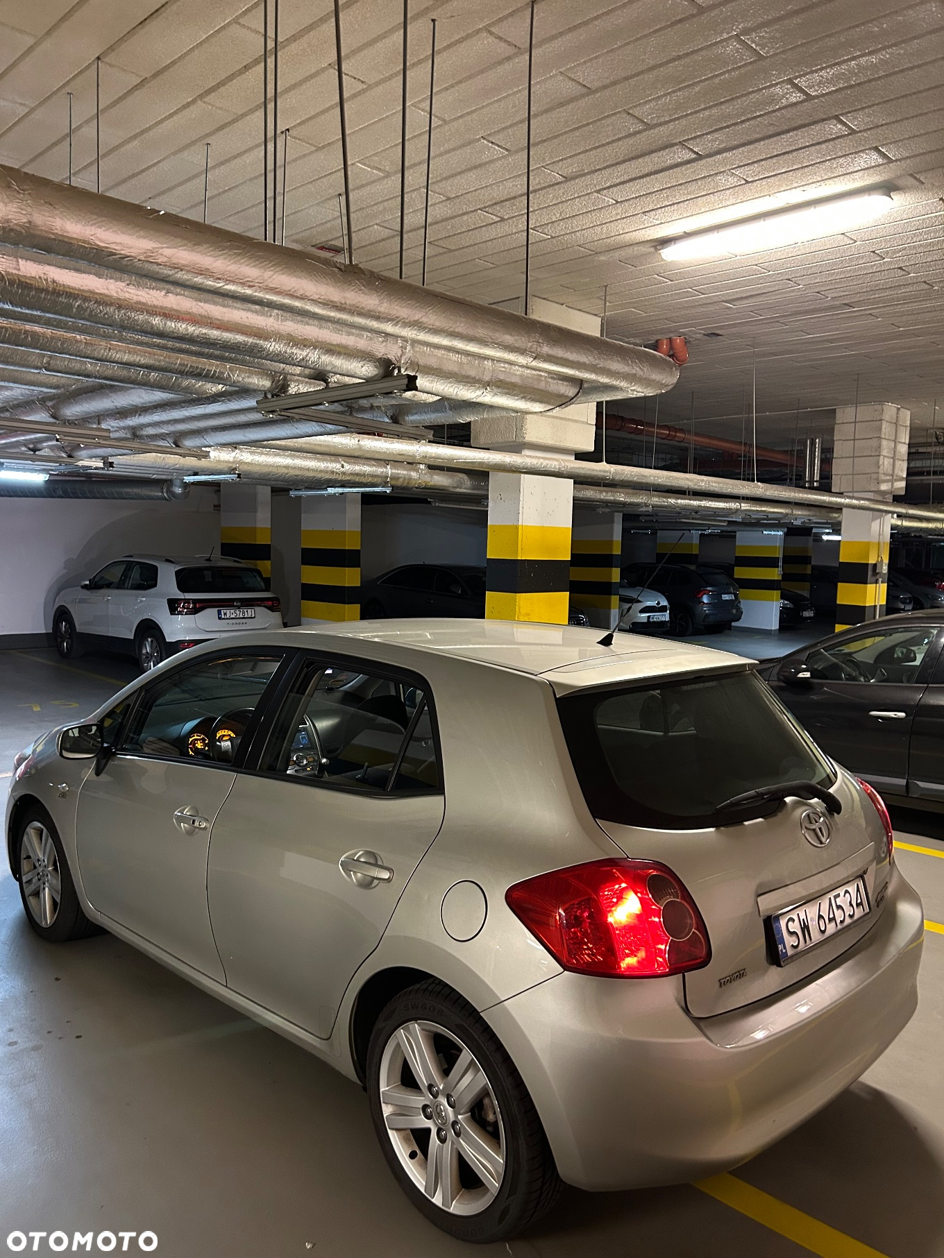Toyota Auris 2.2 D-4D X + NAVI - 7