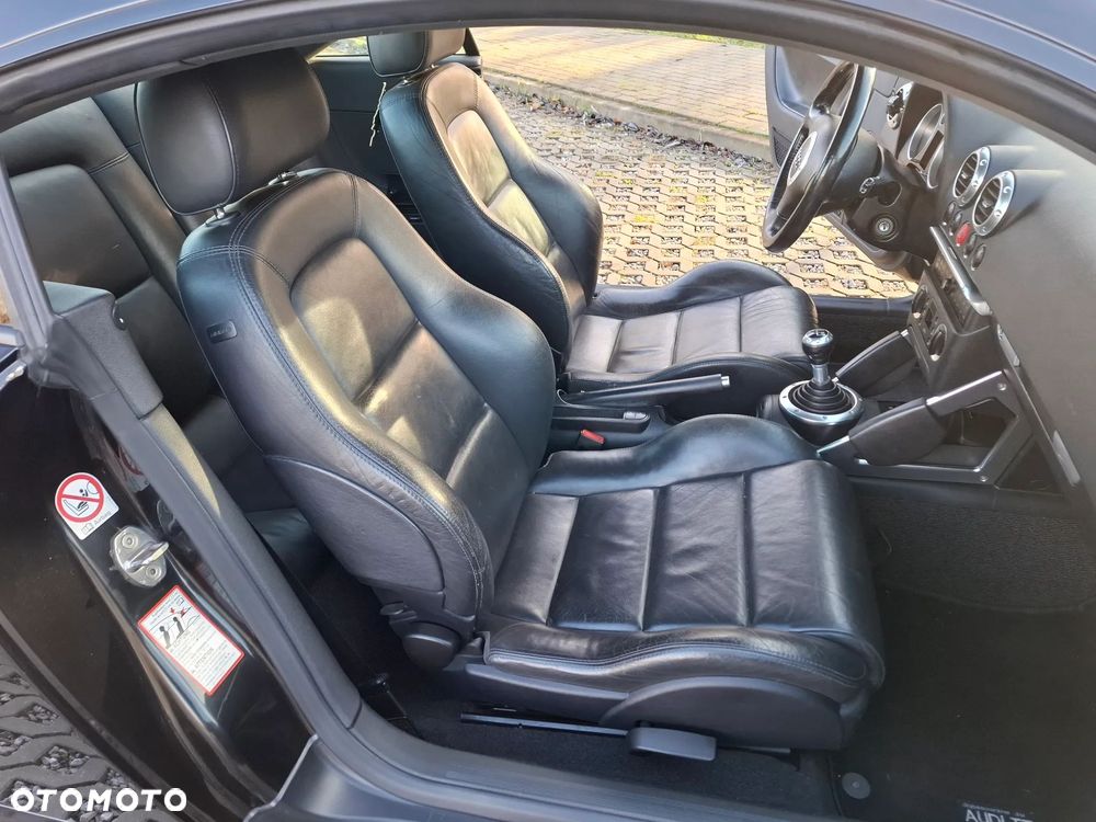 Audi TT Coupé 1.8T - 13