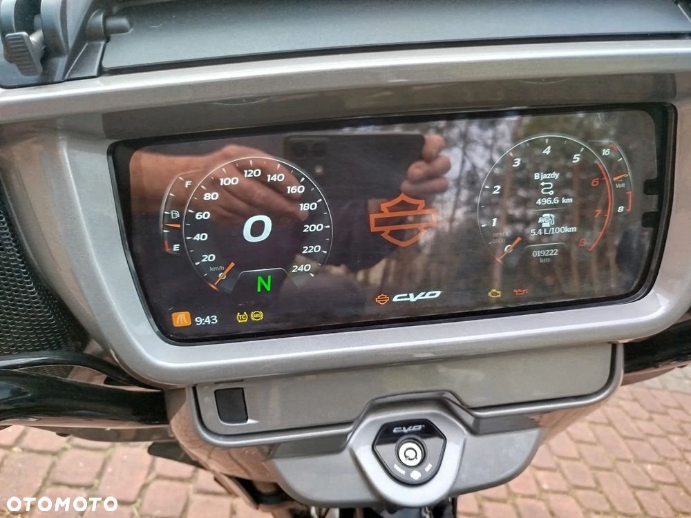 Harley-Davidson Touring Street Glide - 3