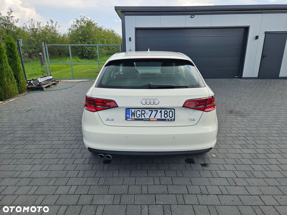 Audi A3 Sportback 2.0 TDI S tronic - 14