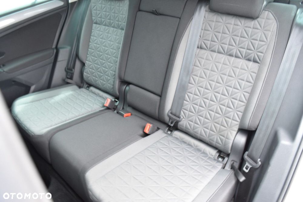 Volkswagen Tiguan 1.5 TSI EVO Life DSG - 28