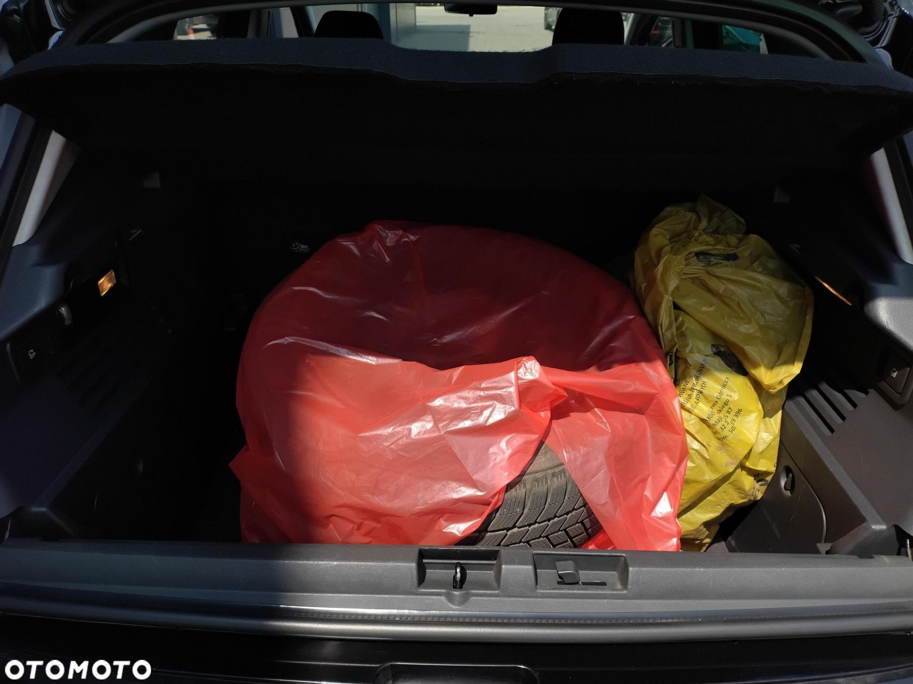 Peugeot 3008 1.6 Trendy - 21