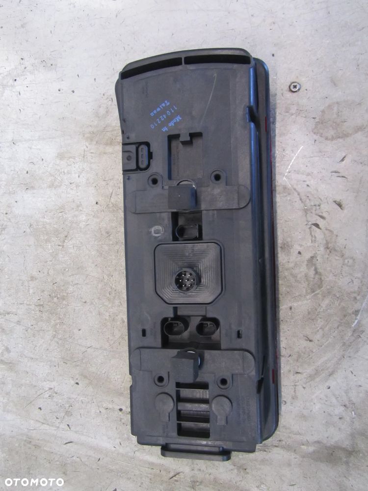 mercedes sprinter 906 lampa lewy tył (rama) - 2