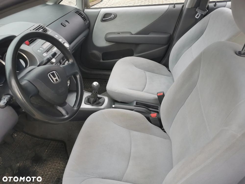 Honda City 1.4 Comfort - 9