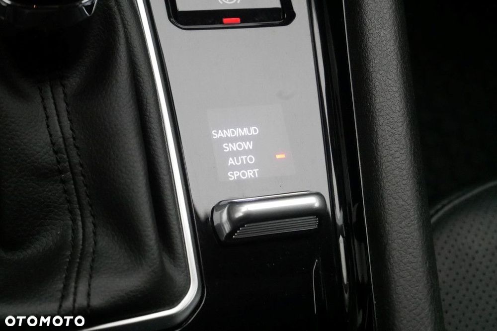 Jeep Compass - 30