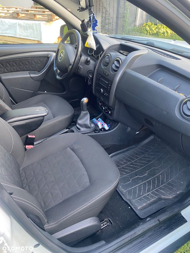 Dacia Duster 1.6 - 11