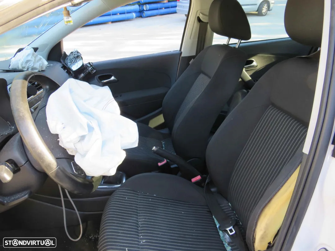 VW Polo 1.2 (70cv) de 2010 - Peças Usadas (8163) - 6