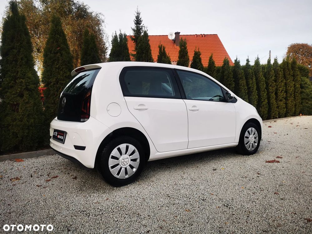 Volkswagen up! high - 8