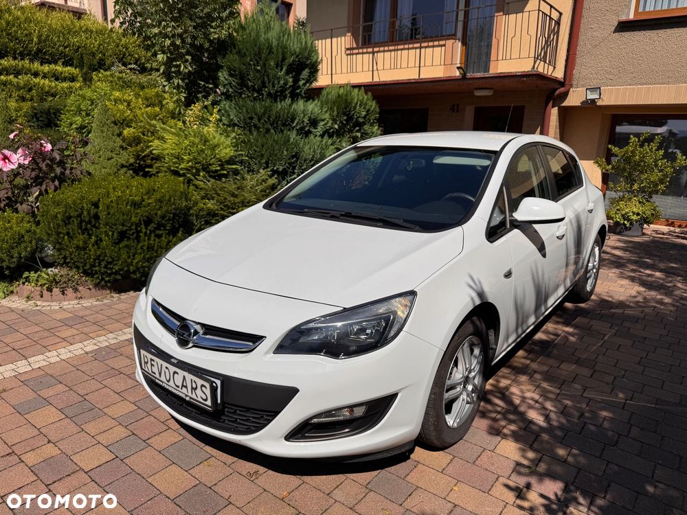 Opel Astra 1.6 Cosmo EU6 - 3