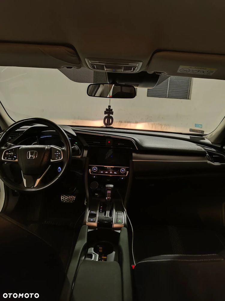 Honda Civic 1.5 T Elegance CVT - 18