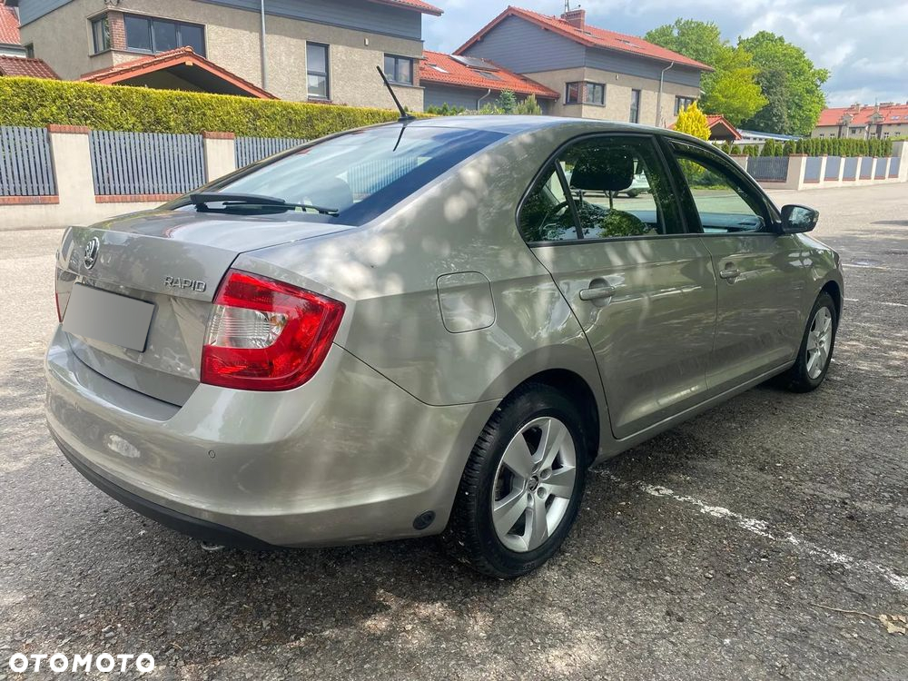 Skoda RAPID 1.2 TSI Active - 3