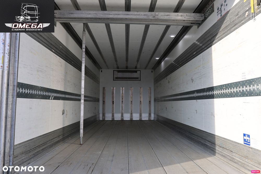 Zabudowa izoterma chłodnia kontener - 12