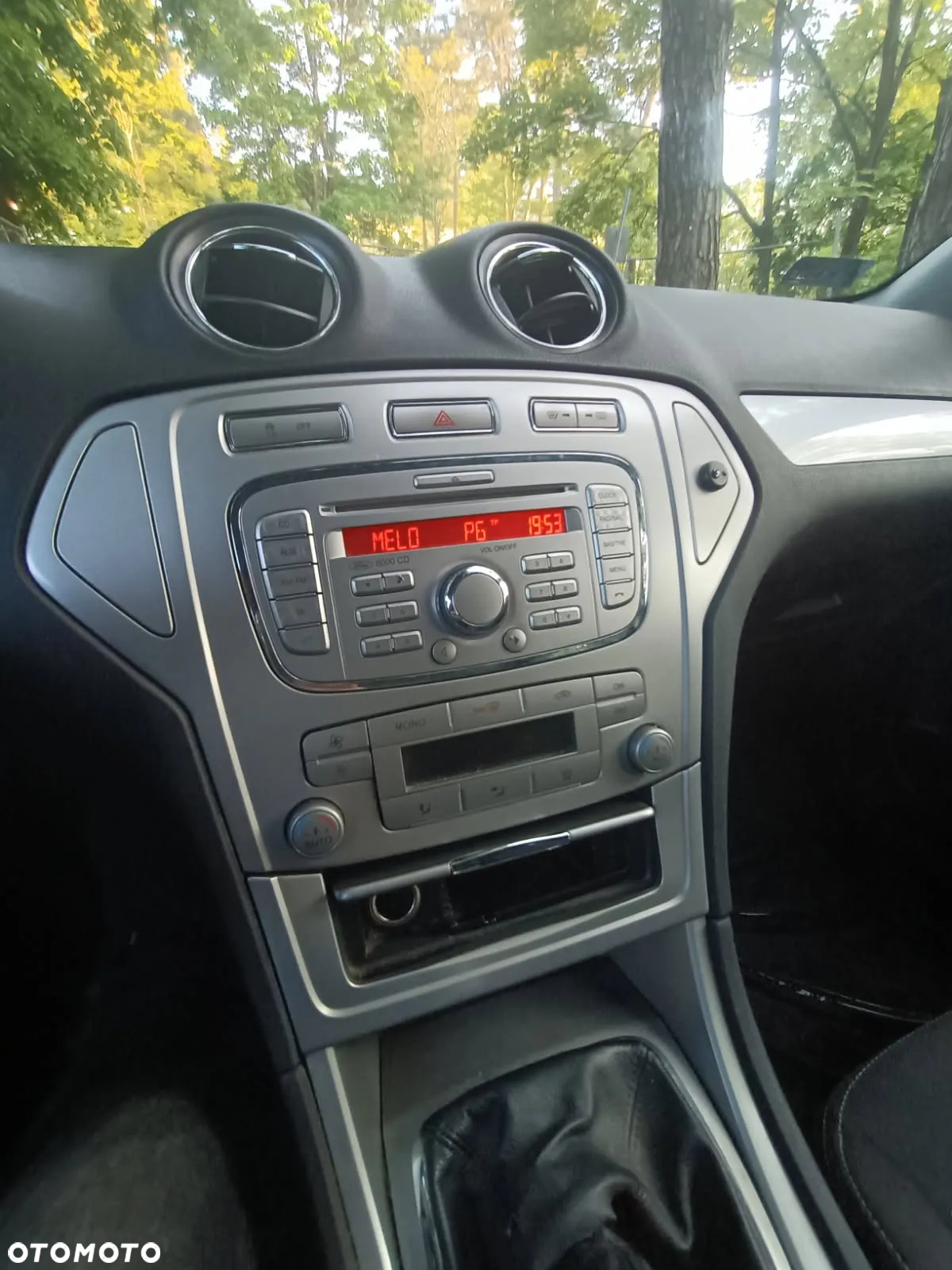 Ford Mondeo - 7
