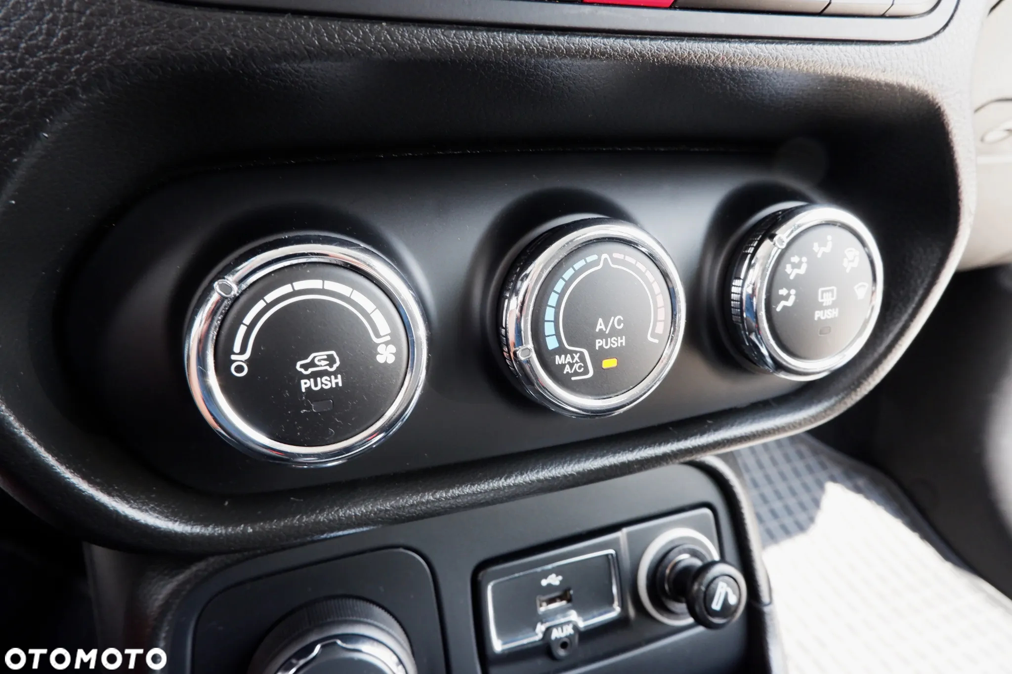 Jeep Renegade 2.0 MultiJet Longitude 4WD S&S - 20
