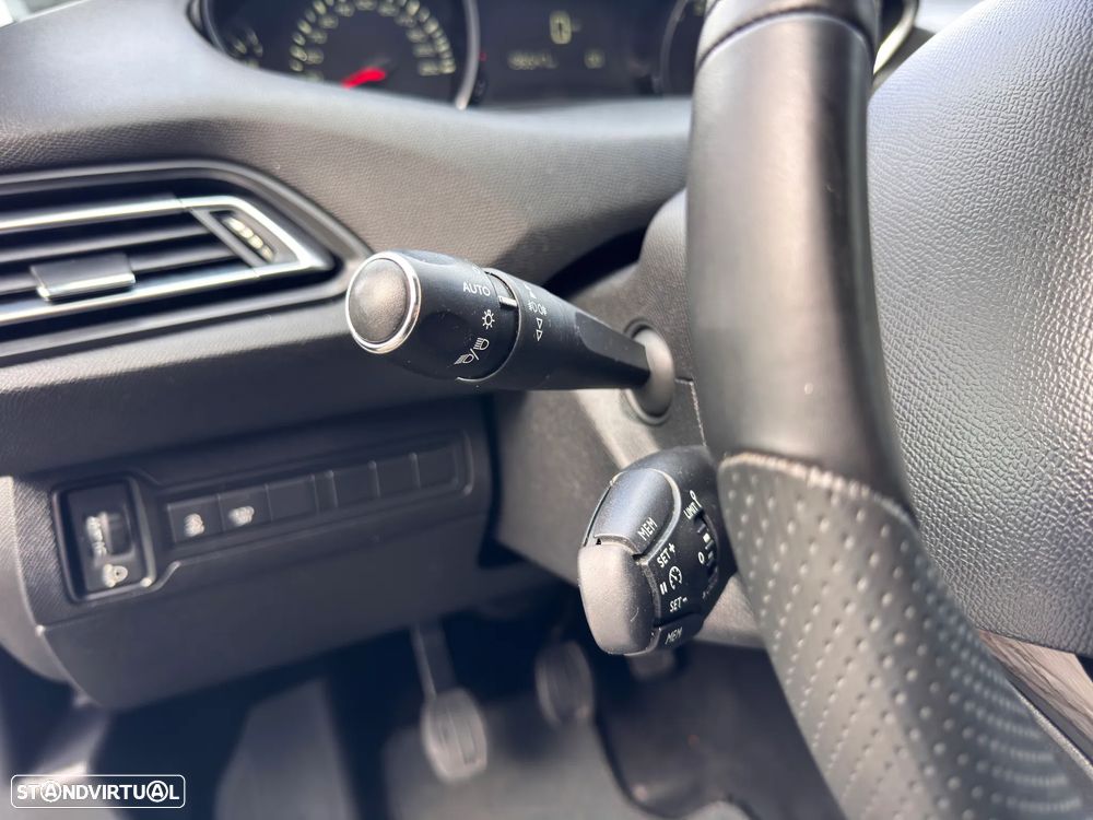 Peugeot 308 SW 1.6 BlueHDi Active - 15