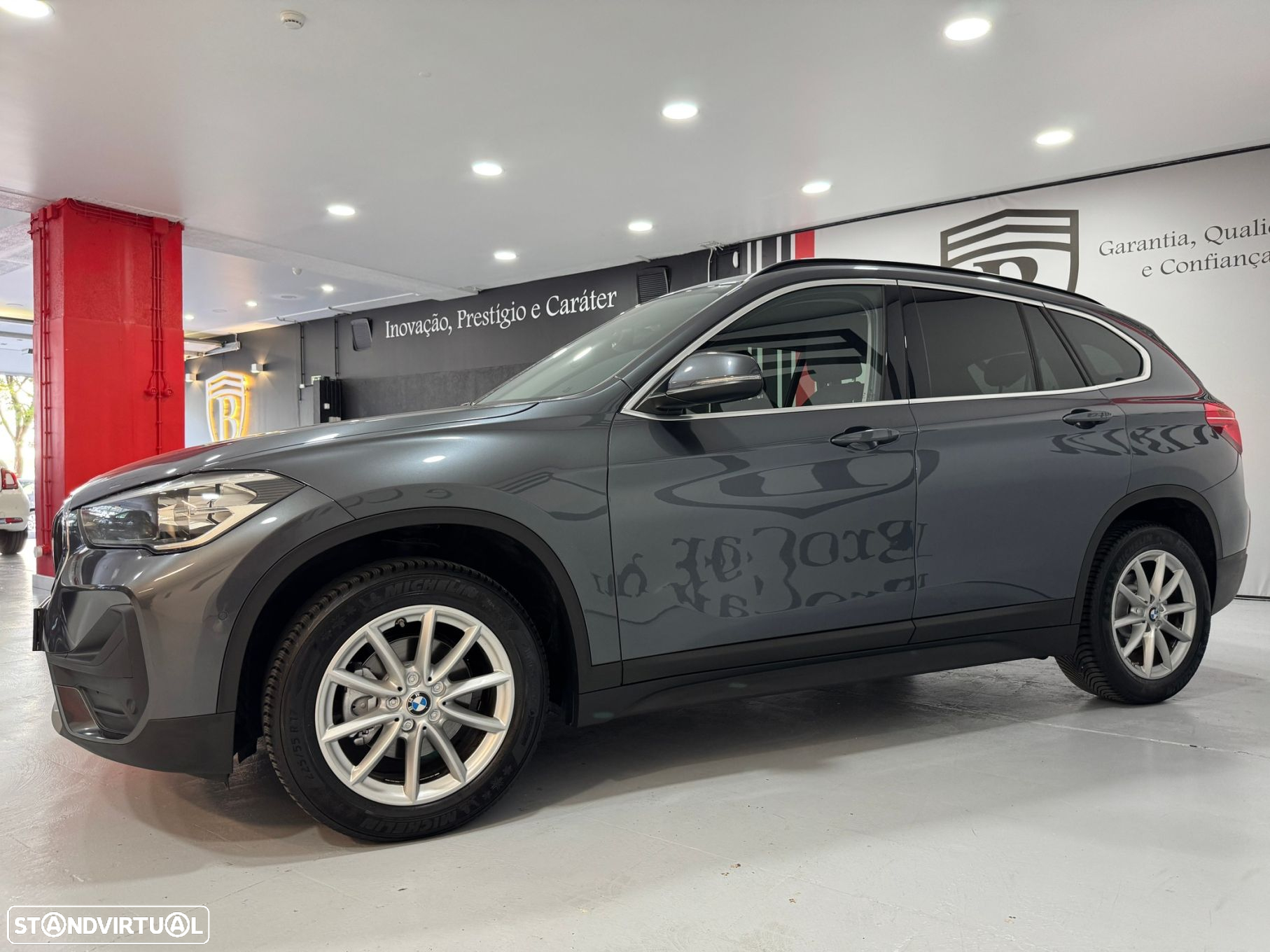BMW X1 16 d sDrive Advantage - 19