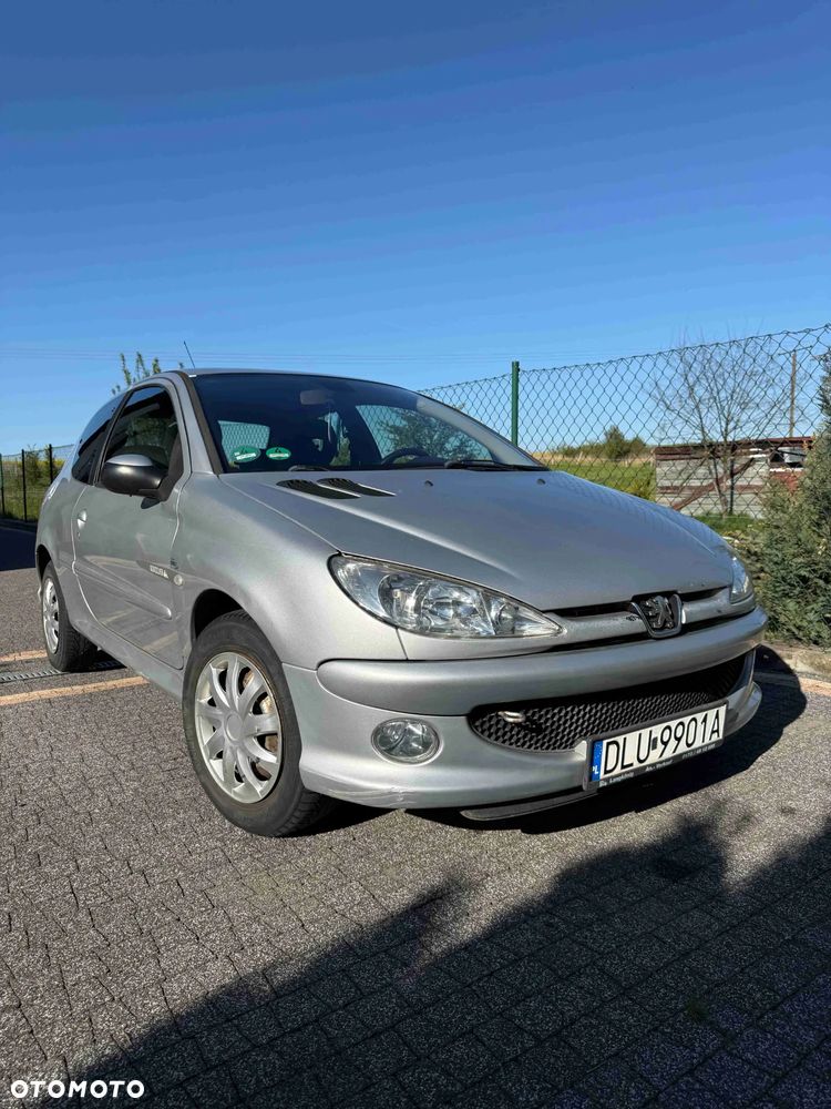 Peugeot 206 90 Quiksilver - 1