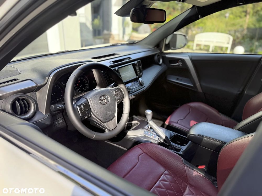 Toyota RAV4 2.0 Prestige MS EU6 - 7
