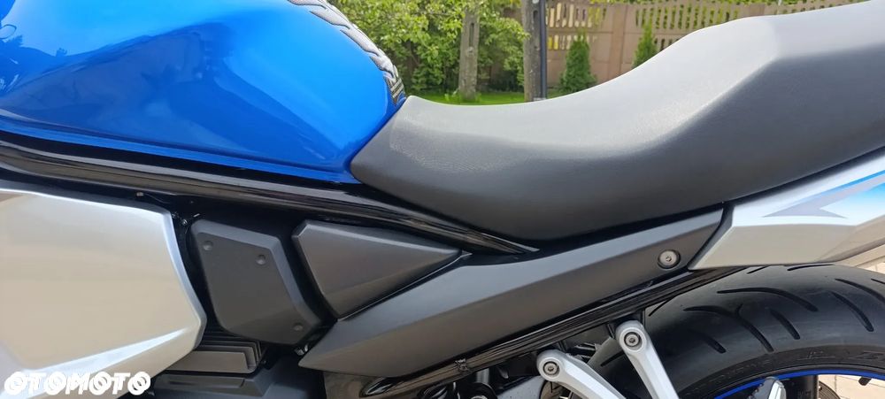 Suzuki GSX - 35