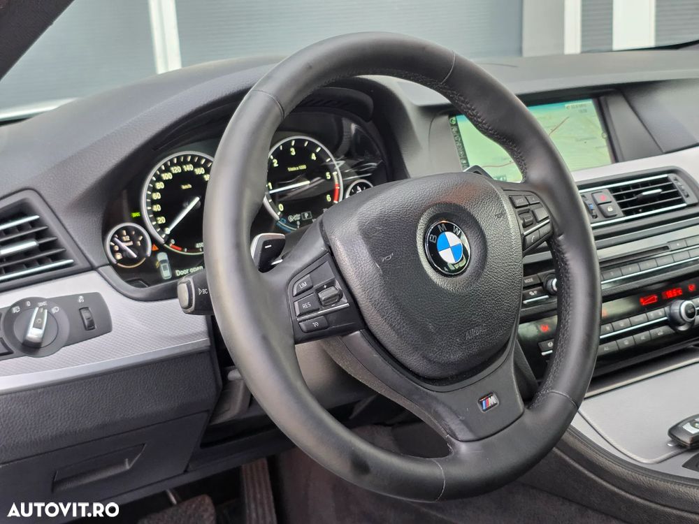 BMW Seria 5 520d Touring Sport-Aut. - 27