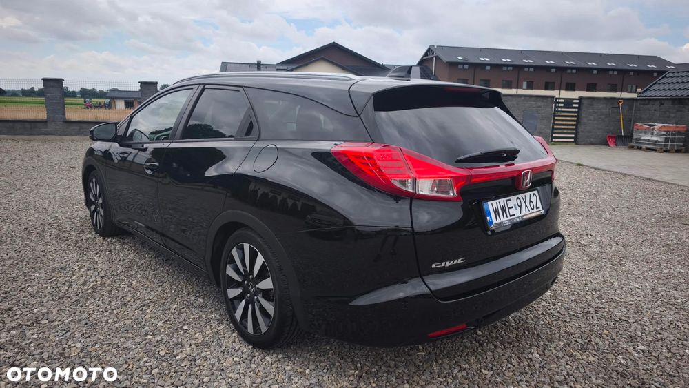 Honda Civic 1.8 Executive - 25
