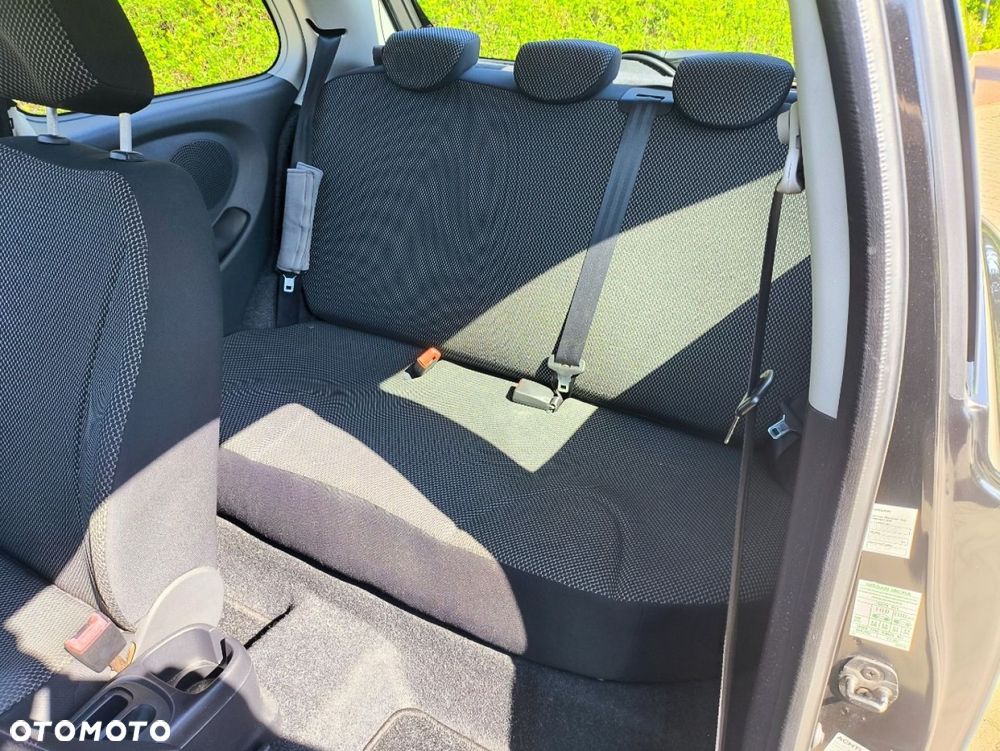 Nissan Micra - 17