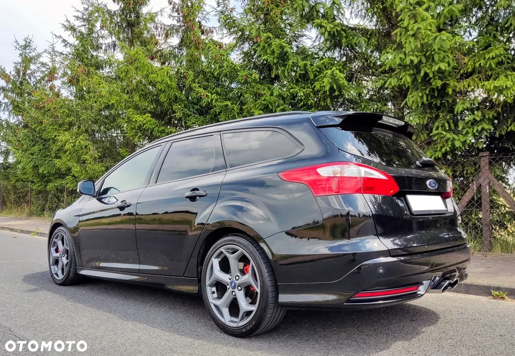 Ford Focus Turnier 2.0 EcoBoost ST - 35