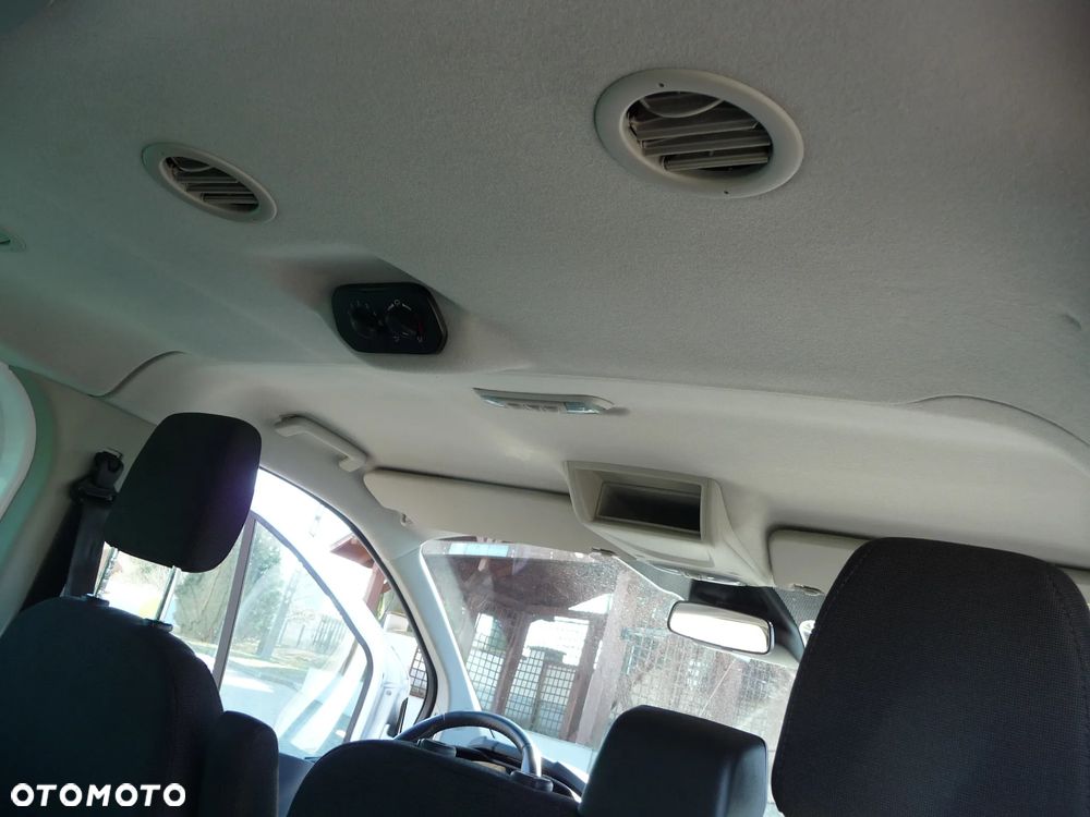 Ford Transit Custom 310 L2H1 Limited - 13