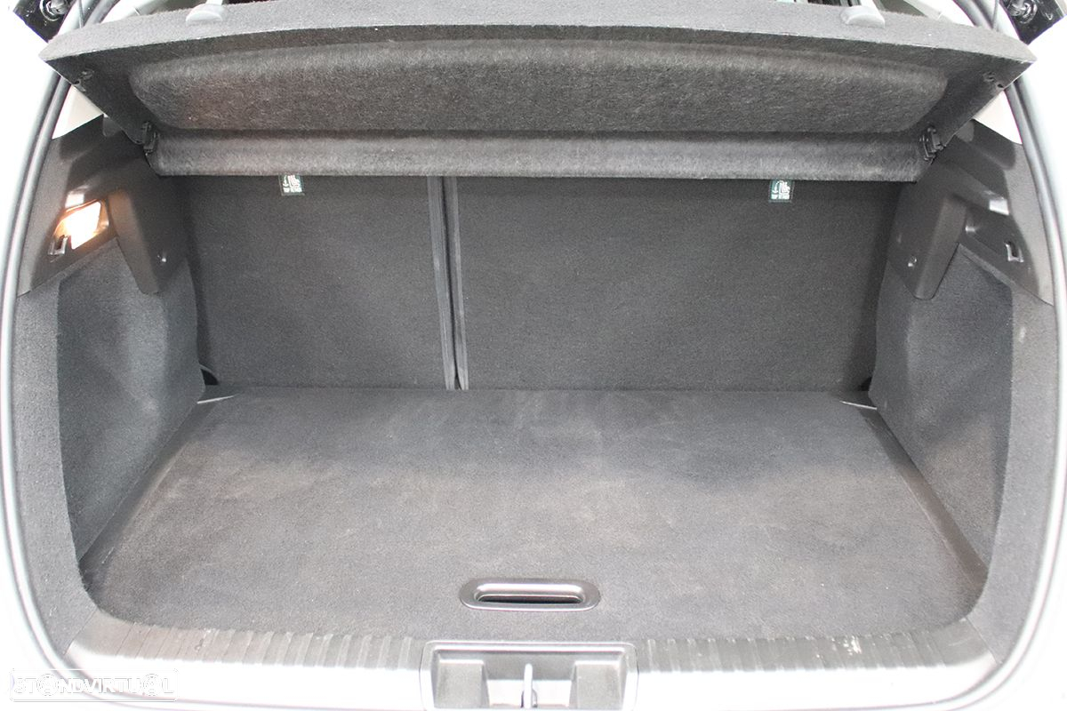 Renault Captur 1.0 TCe Techno Bi-Fuel - 24