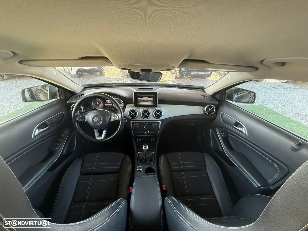 Mercedes-Benz GLA 180 CDi Urban - 3