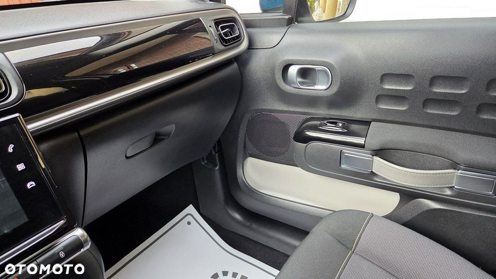 Citroën C3 1.2 PureTech Shine - 34