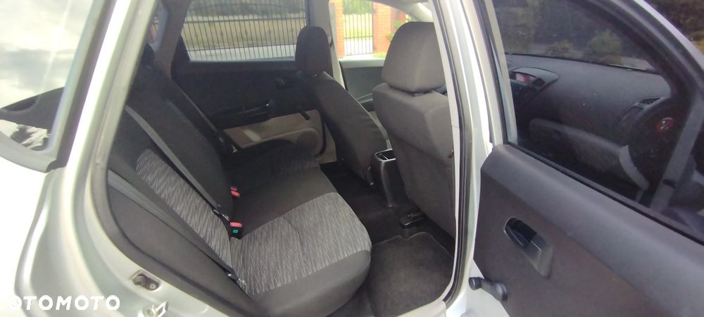 Kia Ceed 1.6 CRDi LX - 13