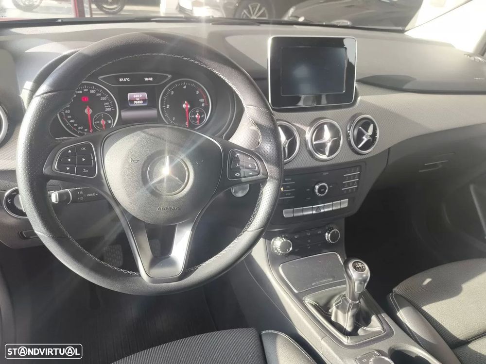 Mercedes-Benz B 180 d Urban - 7