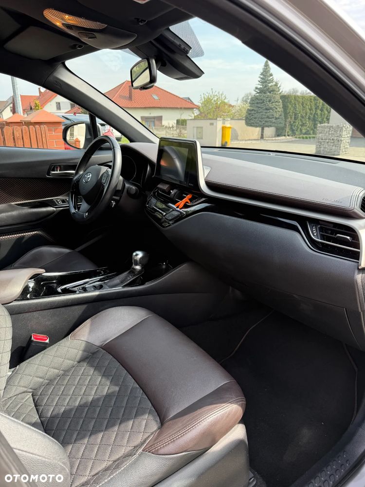 Toyota C-HR 1.8 Hybrid Executive - 16