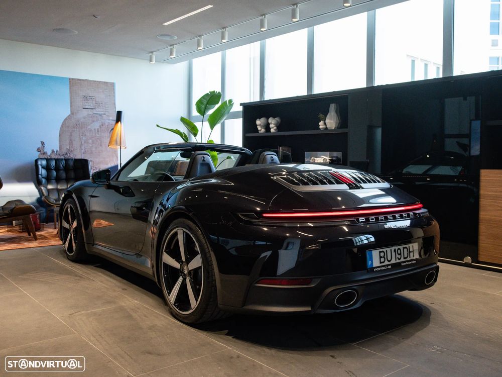 Porsche 911 (992) Carrera PDK - 10