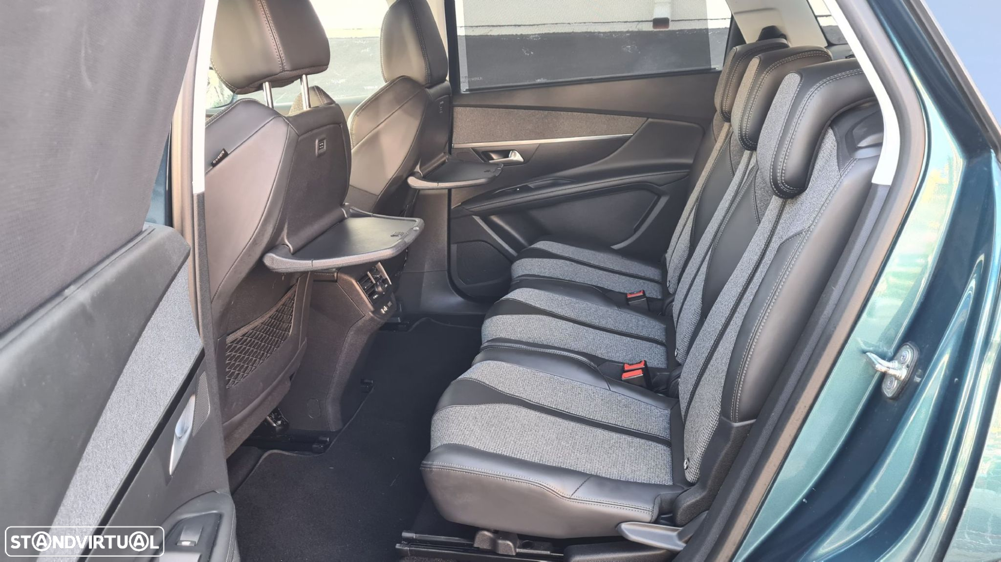 Peugeot 5008 1.6 BlueHDi Allure EAT6 J18 - 43