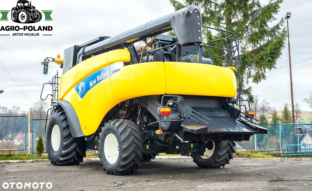 New Holland CR 9060 - 2008 - 2554 h + HEDER 6,09 M - 6