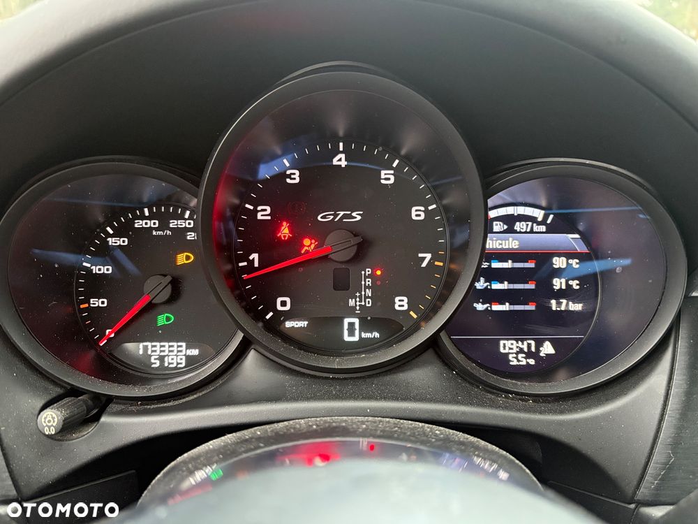 Porsche Macan GTS PDK - 9