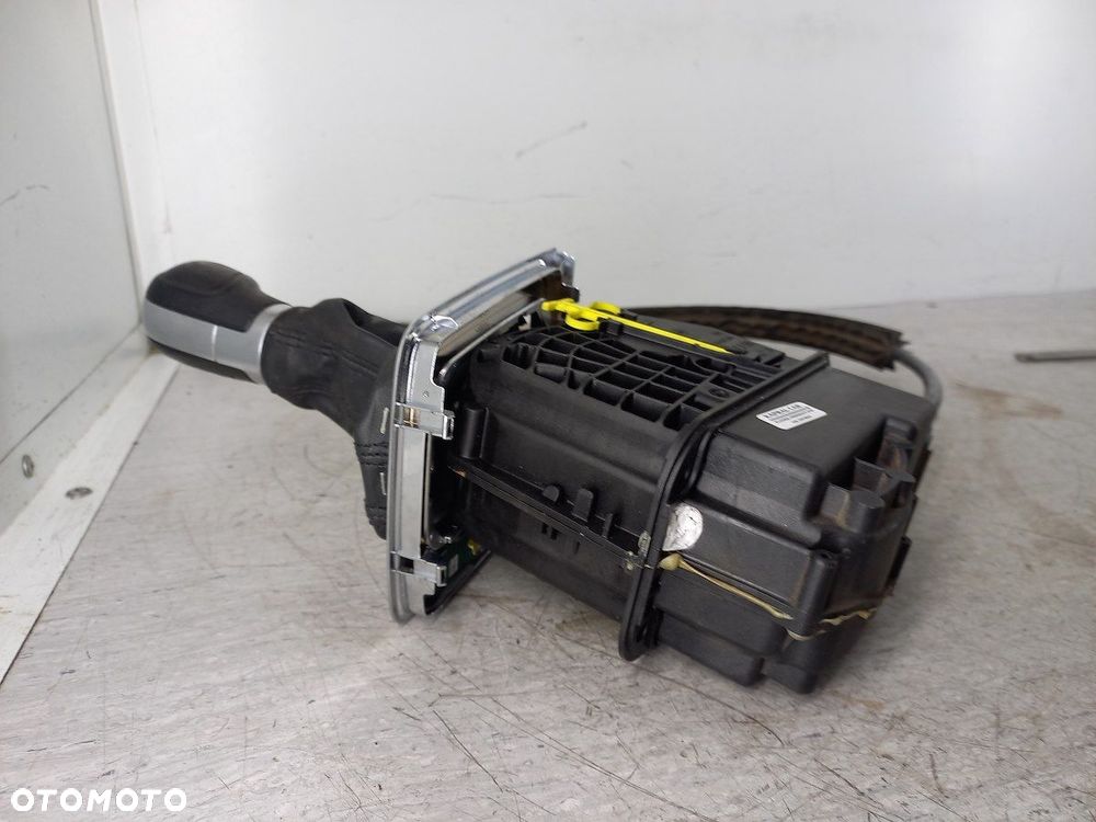 LEWAREK ZMIANY BIEGÓW VW PASSAT B7 3C1713025S 2.0 TDI - 3