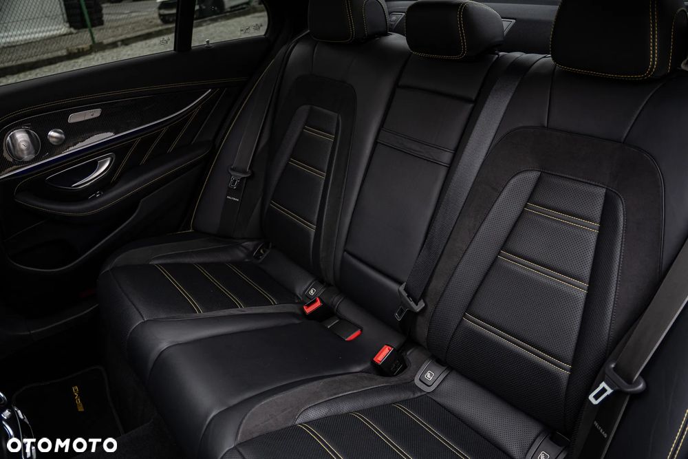 Mercedes-Benz Klasa E AMG 63 S 4-Matic+ - 30