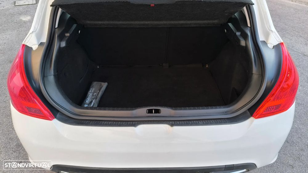 Peugeot 308 1.6 HDi Envy CVM6 - 10
