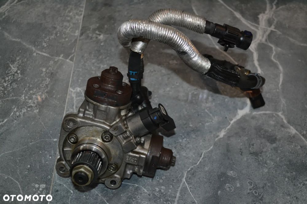 AUDI A4 B9 A5 8W A6 C7 Q5 Q7 3,0 TDI POMPA WTRYSKOWA PALIWA KOMPLETNA 059130755CG 0445010806 - 1