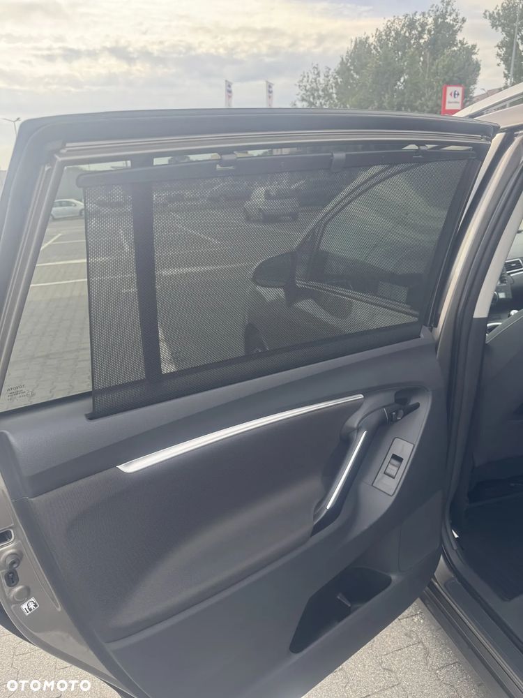 Toyota Verso 1.8 Selection 7os EU6 - 31