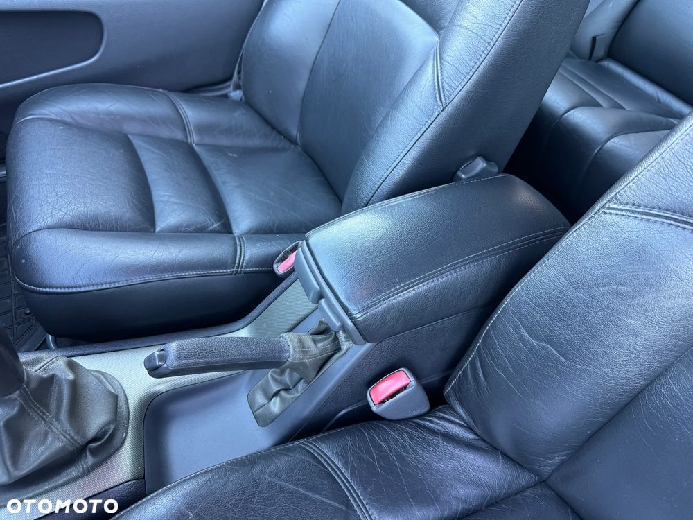 Volvo V70 2.4 T - 23