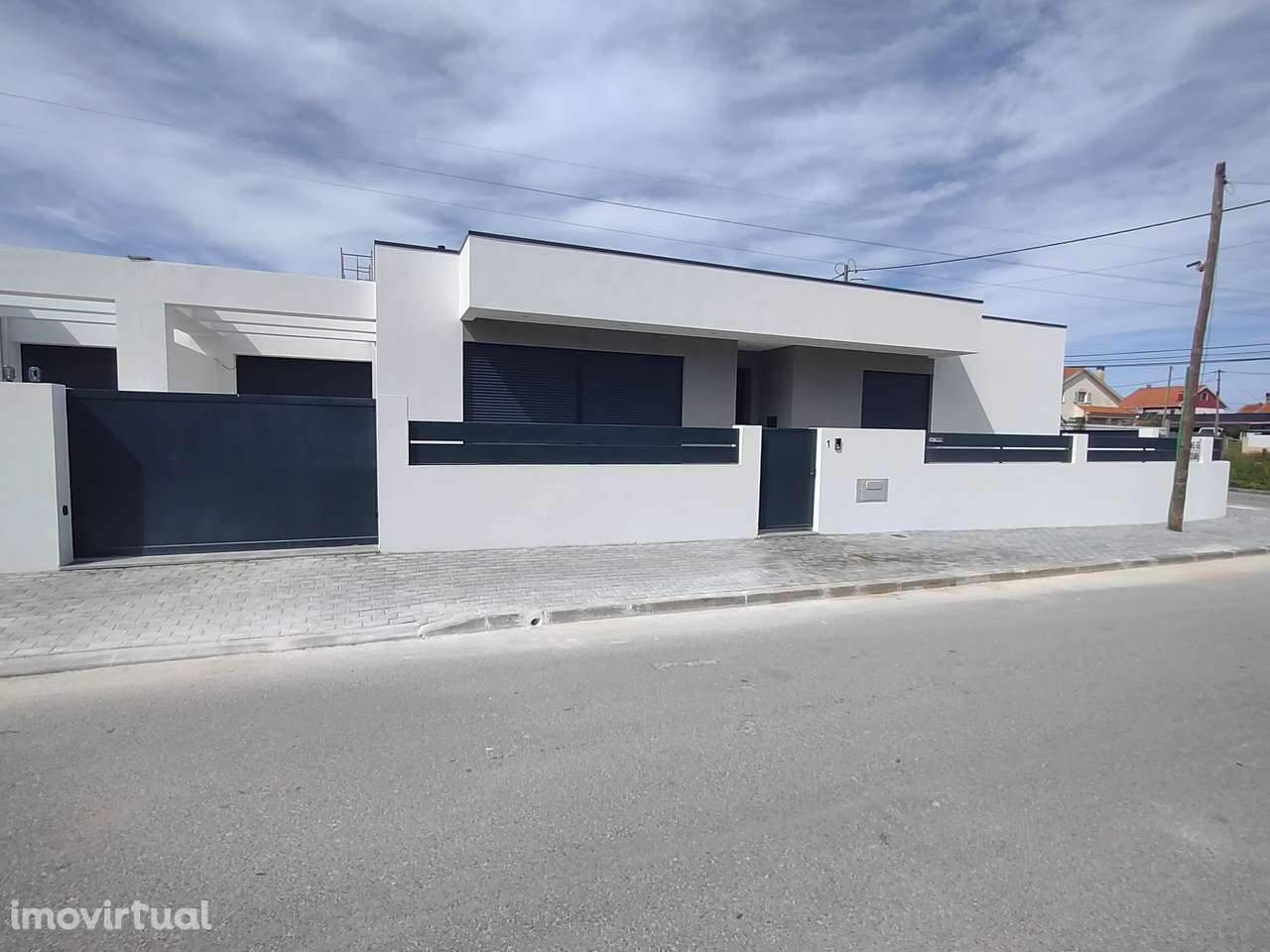 Moradia Térrea Isolada 5 Assoalhadas - Grande imagem: 2/30