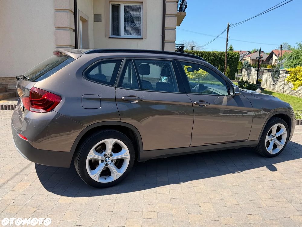 BMW X1 sDrive20d xLine - 18