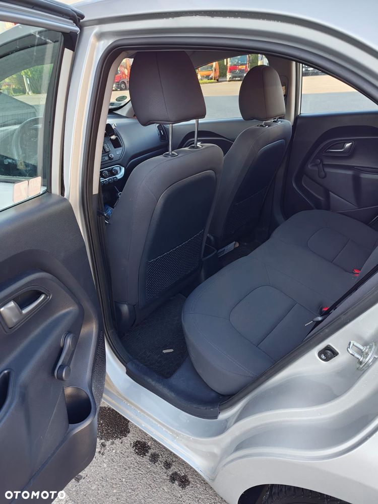 Kia Rio 1.2 L - 25