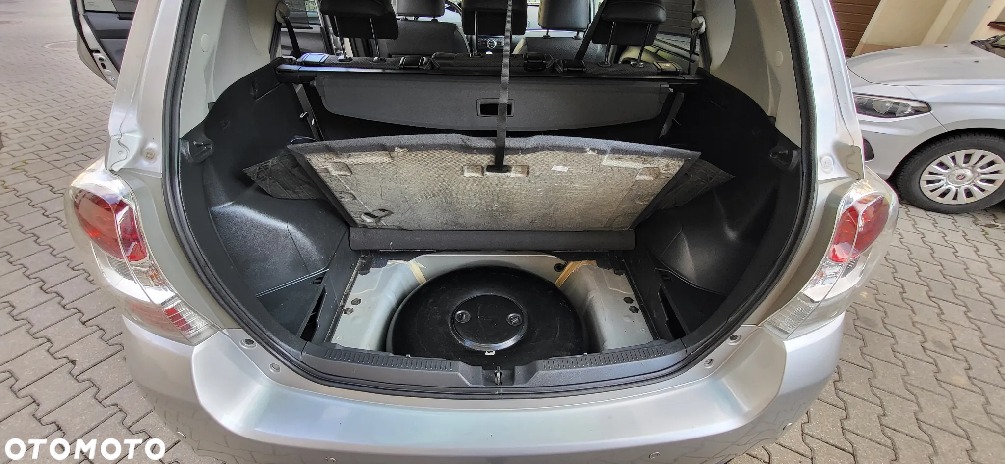 Toyota Verso 1.8 Prestige - 21