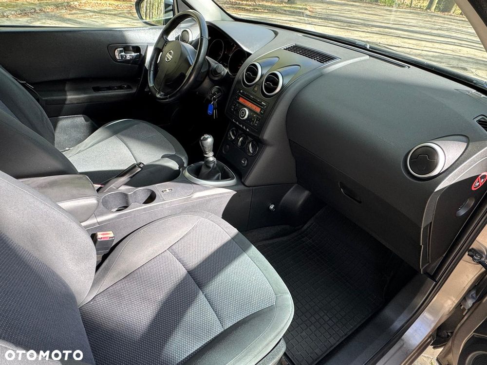 Nissan Qashqai - 12
